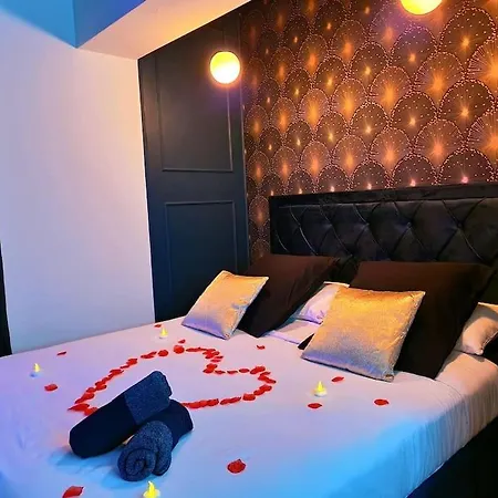 Apartment Nouveaute Escapade Romantique Jacuzzi Privatif
