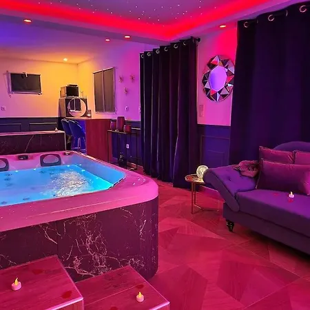 Nouveaute Escapade Romantique Jacuzzi Privatif شقة سانت أي جولف